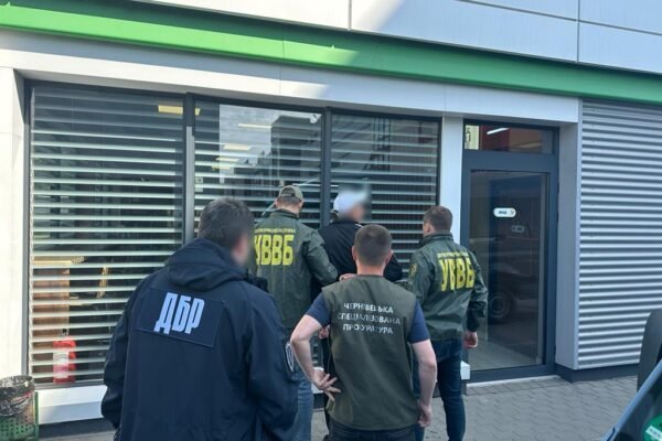 На Буковині прикордонник попався на хабарі в 60 тис. грн за допомогу ухилянтам