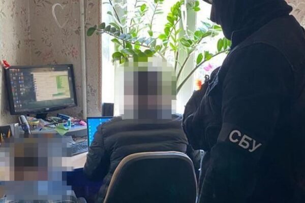 За “мітки” отримував по 2000 грн: затриманий коригувальник російських атак на Миколаїв (ФОТО)