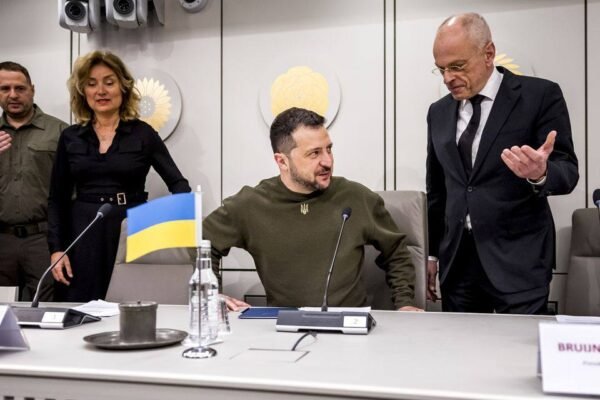 Неанонсований візит до Нідерландів: Зеленський прибув до Гааги