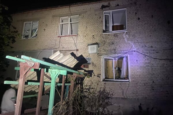 Використали С-300: Росіяни завдали ракетний удар по Харкову (ФОТО)