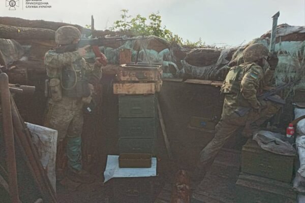 Попри хімічну атаку: прикордонники відбили штурм окупантів під Авдіївкою