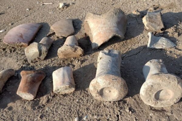 Підрив Каховської ГЕС: На дні обмілілого водосховища знаходять старовинні артефакти та навіть кістки мамонтів