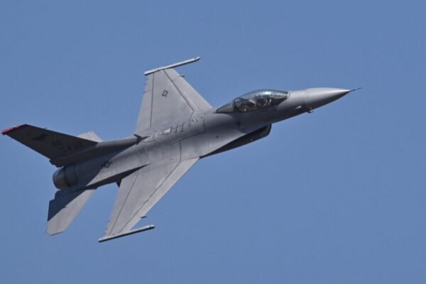 У Повітряних силах повідомили, за яким принципом навчатимуть українських пілотів на F-16