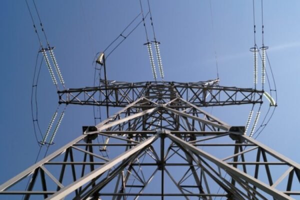 У Києві через аварію 100 тисяч споживачів сидять без світла