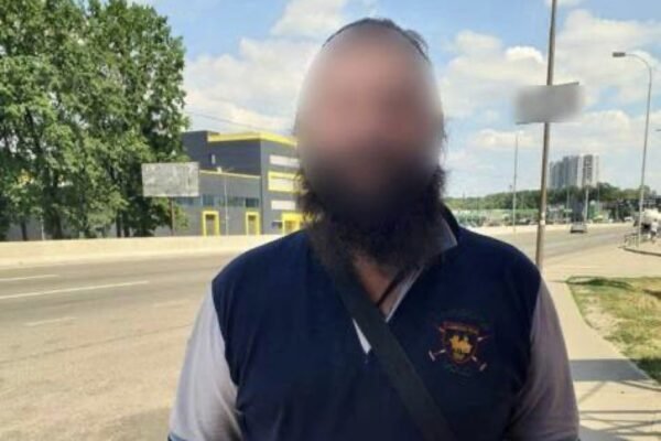 На в’їзді до Києва затримали священника УПЦ МП, який закликав до зриву мобілізації