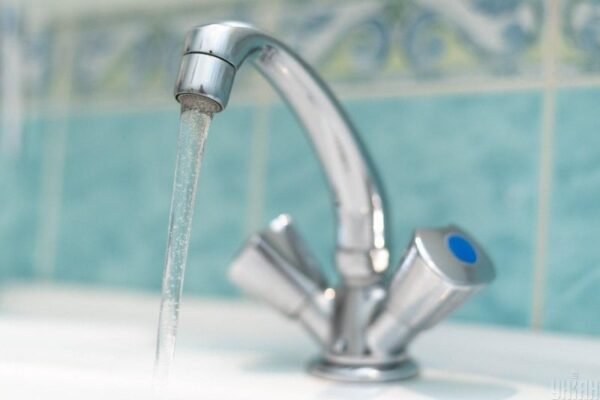 Вода у Херсоні наразі придатна для вживання, – ОВА