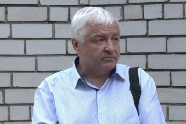 Справа про смертельну пожежу в інфекційній лікарні Запоріжжя: ексдиректор хоче повернутись на посаду, попри службу в ЗСУ