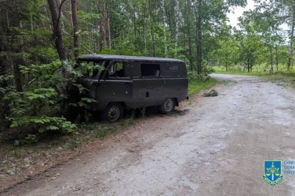 Окупанти обстріляли “УАЗ” на Сумщині – шестеро людей загинуло (ФОТО)