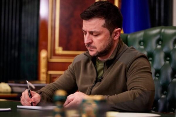 Ситуація на фронті і бригади наступу: Зеленський провів чергове засідання Ставки