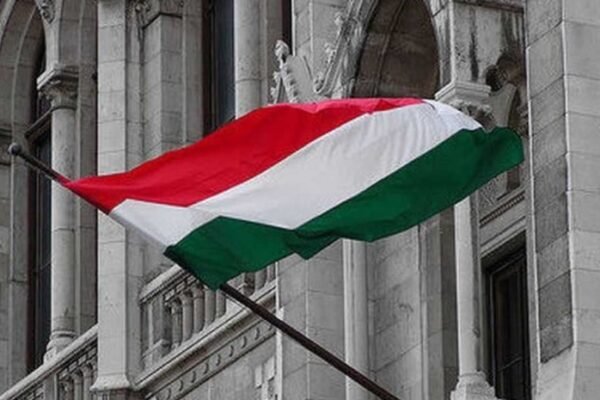 Угорщина знову обіцяє блокувати початок переговорів з Україною про вступ до ЄС