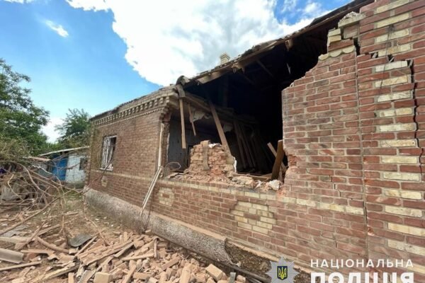 На Донеччині за добу через обстріли загинули три людини, ще 10 поранені (ФОТО)