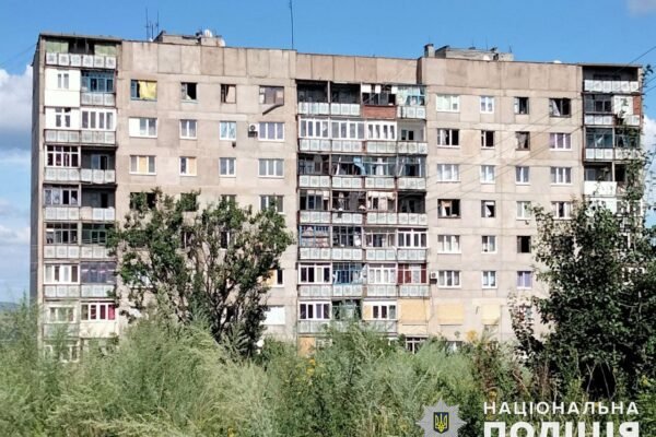 Росіяни за добу обстріляли 14 населених пунктів Донеччини: 10 поранених, серед них – двоє дітей (ФОТО)