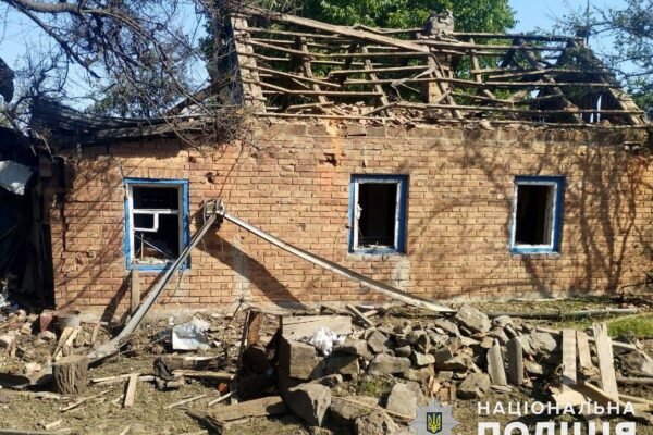 На Донеччині внаслідок ворожих обстрілів загинула людина, ще троє поранені (ФОТО)