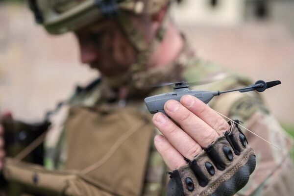 Норвегія передасть Україні 1000 мікродронів Black Hornet для ведення розвідки