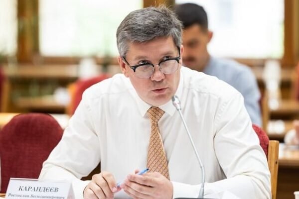 Уряд призначив Ростислава Карандєєва виконувачем обов’язків міністра культури