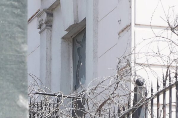 Будівля консульства Китаю постраждала внаслідок удару по Одесі (ФОТО)