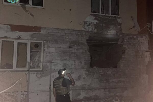 Внаслідок артобстрілу загинула літня жінка на Херсонщині. ЇЇ чоловік дивом вцілів (ФОТО, ВІДЕО)