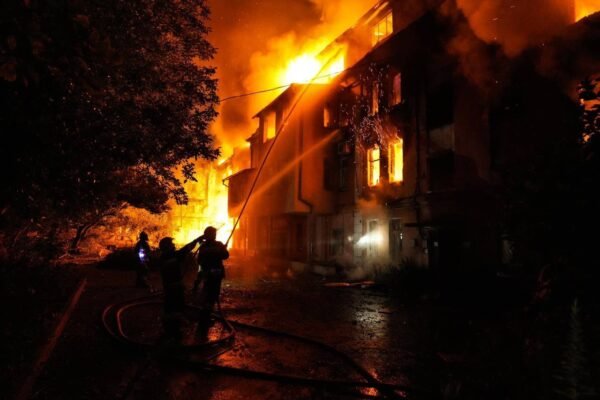 Ракетний удар по Миколаєву: кількість постраждалих зросла до 19