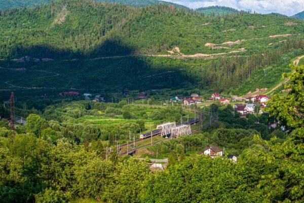 Укрзалізниця запускає новий потяг зі Львова до Мукачева