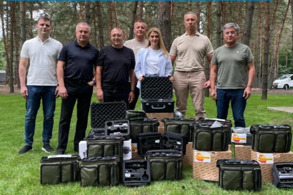 Благодійники з Вінниці закуплять дронів для фронту на два мільйона гривень