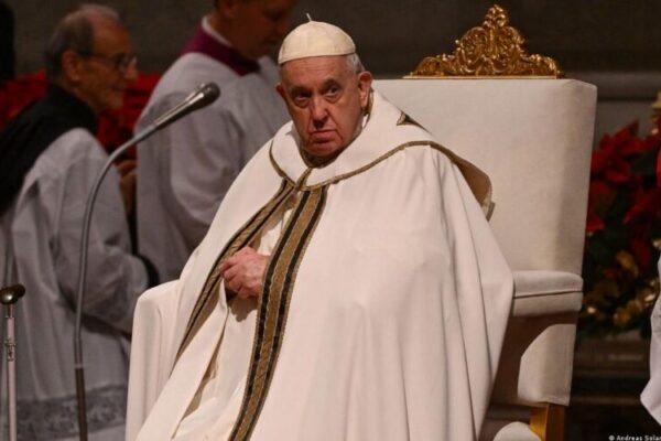 Папа Римський дорікнув Європі за відсутність креативного підходу для припинення війни в Україні