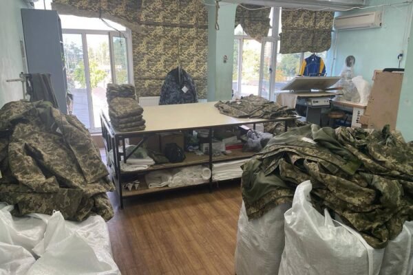 Директор приватної київської фірми заволодів мільйонами на постачанні неякісної форми для ЗСУ, – ОГПУ