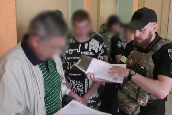 В Києві викрили організовану злочинну групу, яка продавала немовлят за кордон