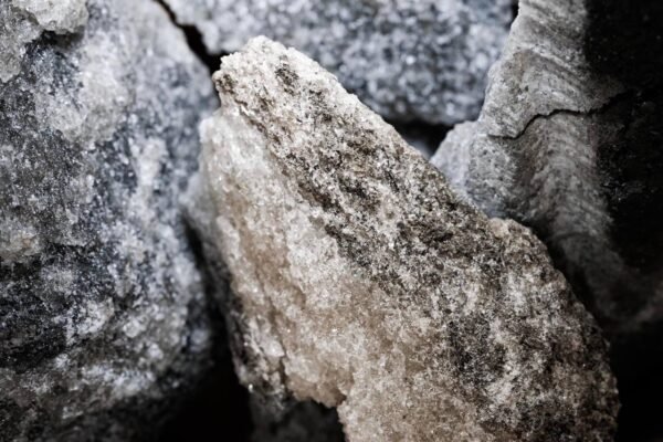 На Закарпатті добули першу сіль з Тереблянського родовища (ФОТО)