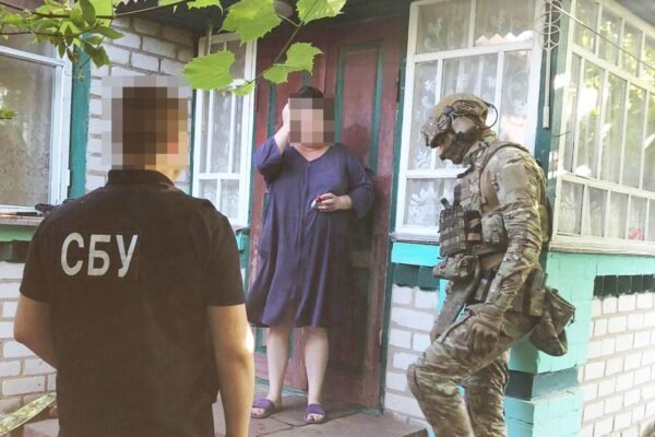 На Житомирщині затримали переселенку зі Сходу, яка працювала на розвідку РФ
