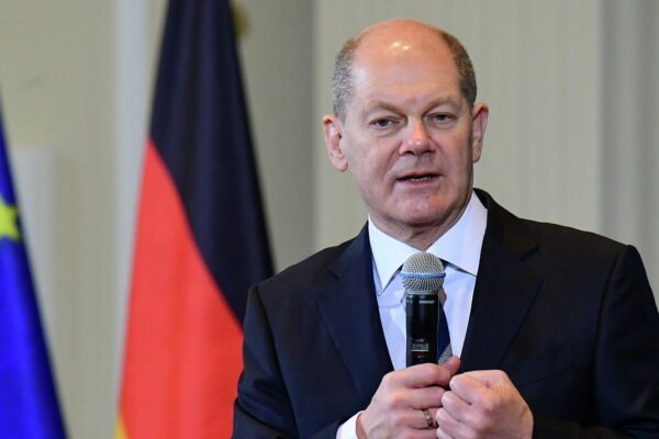 У Бундестазі заявили, що лише Шольц блокує поставку ракет Taurus Україні