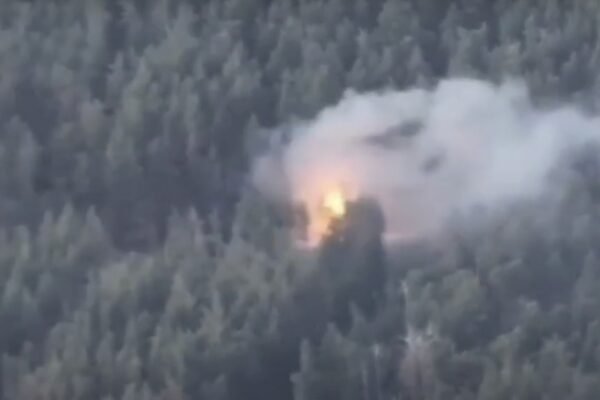 Як спецпризначенці знищили російський міномет 2Б9 “Васильок” на базі Уралу (ВІДЕО)