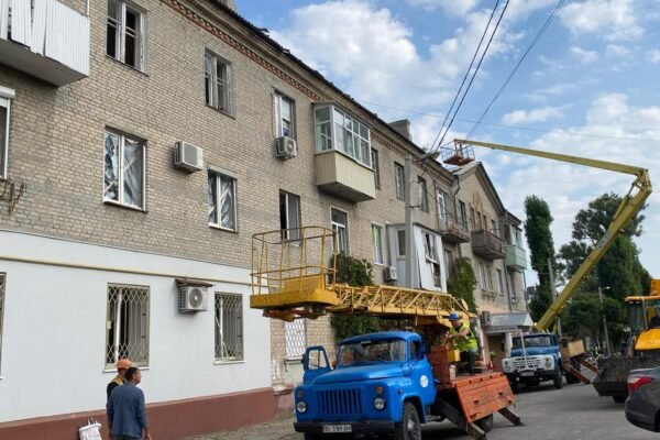 Збільшилась кількість постраждалих через удар росіян по Кременчуку (ФОТО)