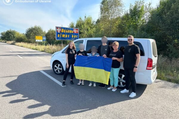 До України повернули трьох підлітків з РФ і окупованих територій, – Лубінець