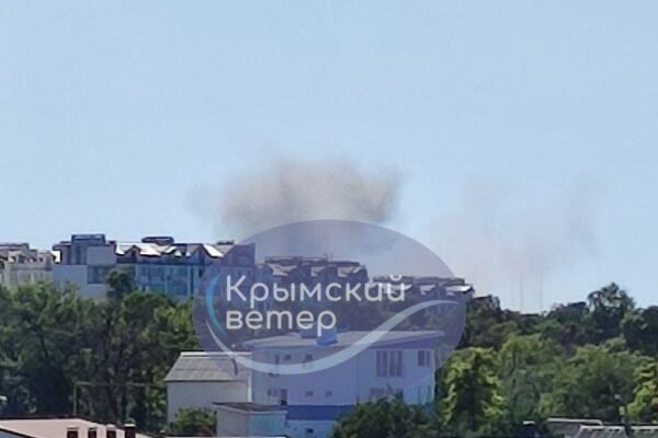 Окупанти повідомили про удар по штабу росфлоту в Криму (ФОТО, ВІДЕО)