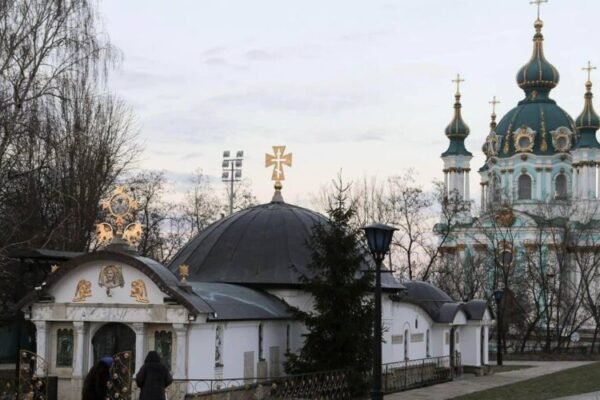 Суд підтвердив рішення знести храм-МАФ у Києві