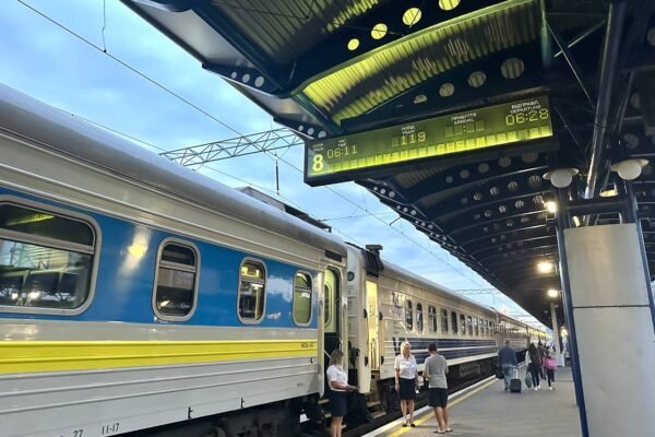 “Укрзалізниця” запустила новий поїзд до Польщі