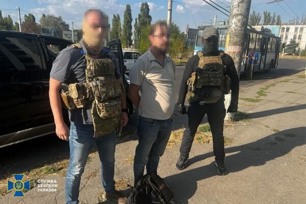 У Херсоні священник УПЦ МП торгував російською зброєю та боєприпасами (ФОТО, ВІДЕО)