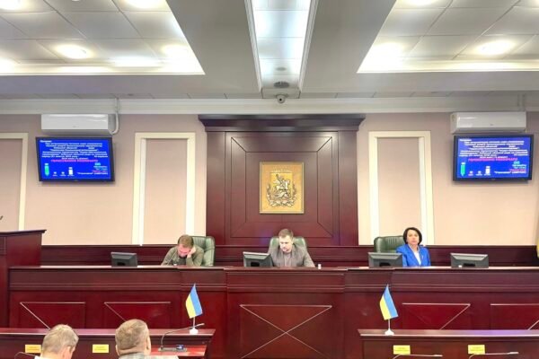 Київська обласна рада призупинила повноваження депутатів від ОПЗЖ