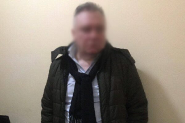На Київщині судитимуть чоловіка, який брав дітей у знайомої в “оренду” та ґвалтував
