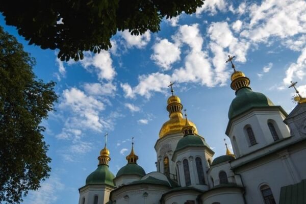 У Києві на реставрацію позолоти куполів на Софійського собору витратять 80 мільйонів гривень