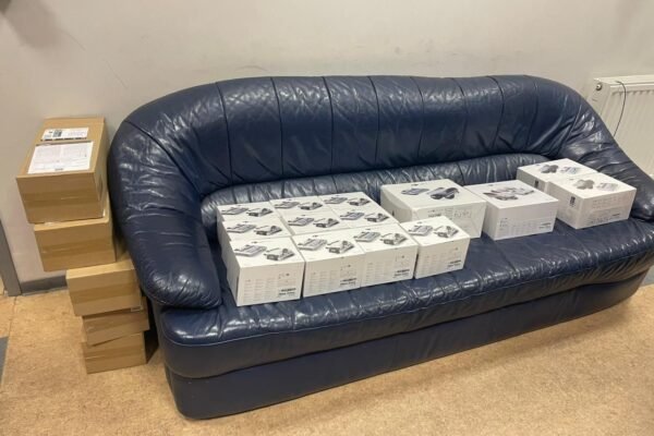 Партію гаджетів вартістю 2 млн грн затримали при спробі ввезення в Україну (ФОТО)