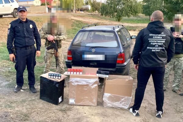 На кордоні затримали чергового тютюнового контрабандиста
