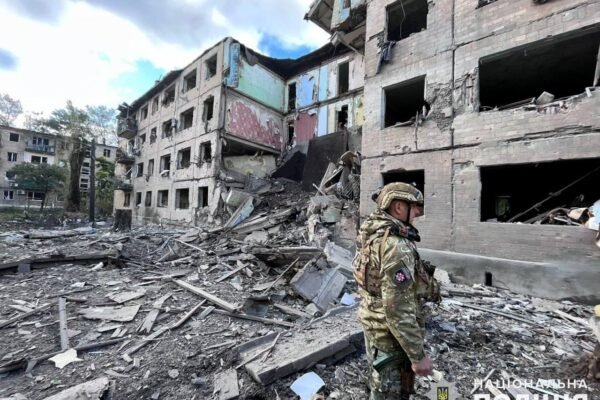 Б’ють по житлових будинках: Єрмак повідомив про масовану атаку на Авдіївку