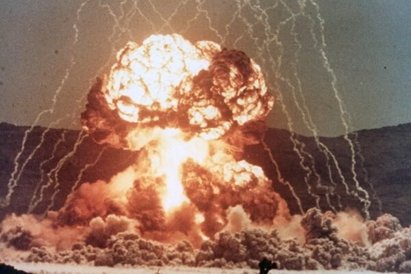 РФ скасувала рішення про заборону ядерних випробувань