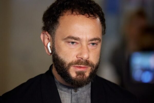 Дубінському вручено протокол про адміністративне правопорушення, пов’язане з корупцією