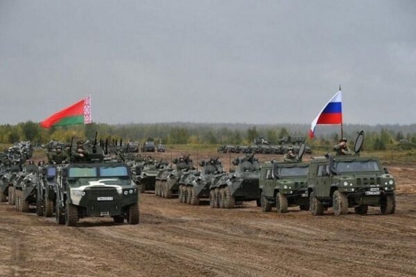 Білорусь вкотре продовжила військові маневри з Росією
