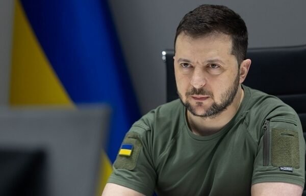 Нікополь без води і робота “зернового коридору”: Зеленський провів черговий селектор