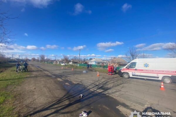На Черкащині неповнолітній за кермом автівки збив двох дітей: Загинув 9-річний хлопчик