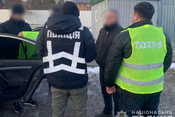 У Києві на хабарі у 500 тис. грн затримали посадовця комунального підприємства (ФОТО)