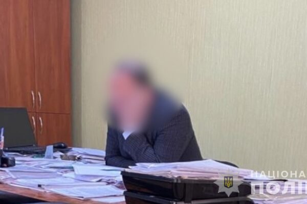 Один із мерів Полтавщини отримав підозру через зловживання службовим становищем